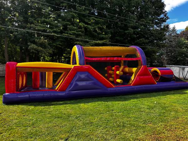 Pehmeä esterata, pomppulinna